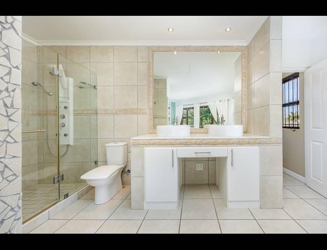7 BEDROOM FREEHOLD FOR SALE IN EVERSDAL HEIGHTS